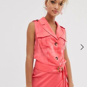 NWOT Bright pink belted tie top - XL